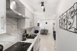 Fresh & Modern 1BR Apartment in North London - 8