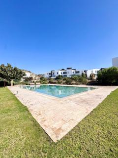 Pool Spot 2026 - Golf Experience - Piscine - Jardin - 5