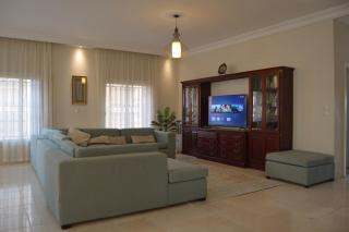 Stylish Villa Floor with Ambient Garden & Gym - 9