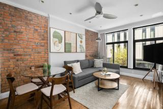 Stylish 3-Bedroom Lower East Side Stay - 0