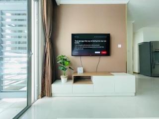Premium Landmark Living - 2