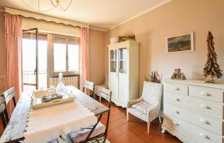 Stunning Apartment In Montaldo Di Mondovì - 5