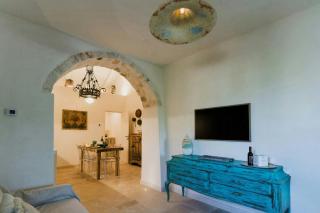 Puglian Farmhouse Near Alberobello Trulli - 2