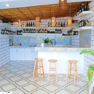 Spacious 3-Storey Home with Pool - 2