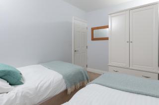 Heddon Lodge - 8