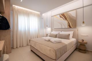 Casa Doma Luxury Suite with Heated Pool and Private Garage - 2