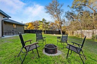 Stylish 3BR Near The Domain Modern Austin Stay - 5
