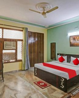 Hotel Royal Retreat - 4
