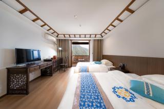 Zhangjiajie JOY Hotel -New Hotel ,Avatar Mountain View, Walking Distance to the Middle Gate of Forest Park,Quite Entrance, Less Crowed & No Queue,Free well-prepared Breakfast,Free Self-Service Laundry & Drying, Attraction Tickets Serivce,Nice Host - 3