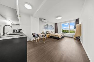Panoramic Castle View in the Modern Apartment - 3