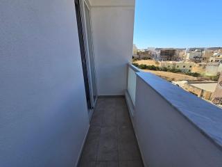 Central Modern Apartment Family Friendly Free Wifi & AC - 9