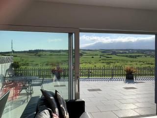 3 Bed in Portballintrae oc-ii15686 - 6