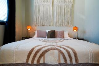 Jungle Jasper Suite - NEW Loft near Massachusetts! - 8