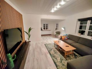 Renovated house close to town, With enclosed garden - 8