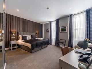 Hotel 30 Five - 9