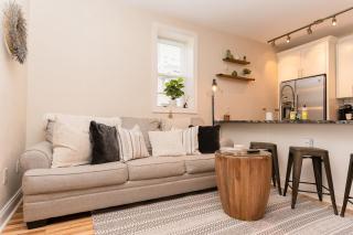 Luxury King Suite Near Shadyside Hospital - 6