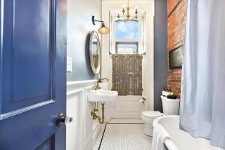 Classy Vintage Stay Minutes to Downtown & Stadiums - 9