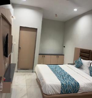 Hotel Prime Elite - 7