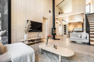 Polar Blaze Villa by Hilla Villas - 1