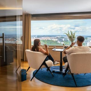 SKY SUITE HOTEL - 3
