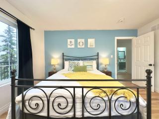 Large Private Room in Port Colborne - 0