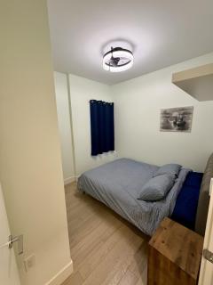 Bright and Convenient Renfrew Collingwood 2 bed 2 bath - 8
