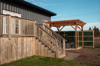 Waterfront Seacan Retreat w Hot Tub and Sauna - 6