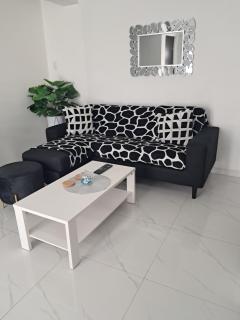 Lovely 2 bedroom Private house with airco in perfect Oranjestad, Aruba - 4
