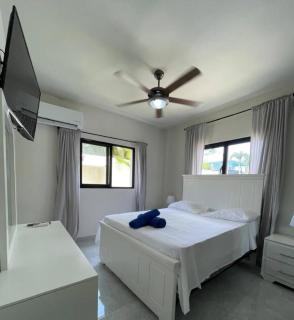 Cana Life Breeze Los Corales Residences A1 - 6