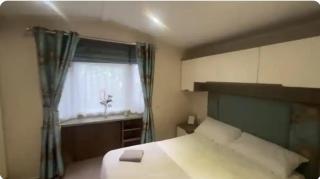 Devon and Cornwall gold category holiday home with balcony - 8