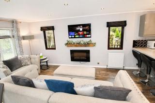 Grasmere 12, White Cross Bay, Windermere - 4