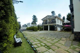 Lynton Resorts - 5