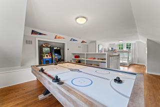 Lux 4BR Home With Putting Green-Game Room-Fire Pit - 9