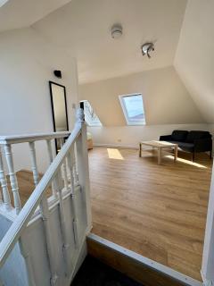 2A Lochy Crescent - 9