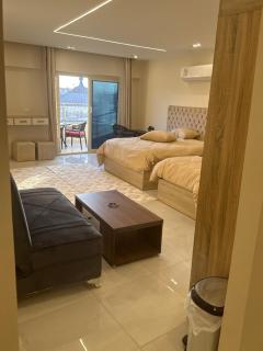 Great Pyramid View Hotel with Balcony Access & free airport pickup-日本語対応-ピラミッドビューお部屋の宿泊-エジプトツアーの手配 - 4