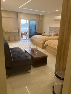 Great Pyramid View Hotel with Balcony Access & free airport pickup-日本語対応-ピラミッドビューお部屋の宿泊-エジプトツアーの手配 - 7