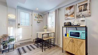 Modern Basement Unit with Parking - 7