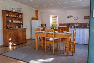 Olive's Cottage - 1