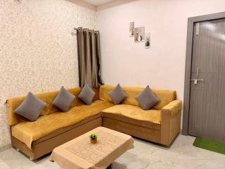 Lavender Living Comforts Stay - 9