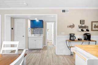 2BR Beach Villa with Balcony Pool Tennis Access - 1