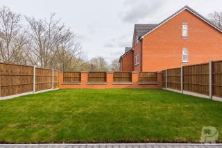 Birmingham Estate - Contractor & Group Accommodation - Secure Parking - 5