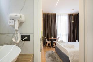 Gamma Hotel - 8
