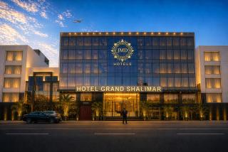 Hotel Grand Shalimar by JMD Group - 0