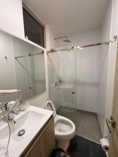 Amplio y Lujoso Apartamento - Vista al mar y Cerca al centro PISO ALTO - 8