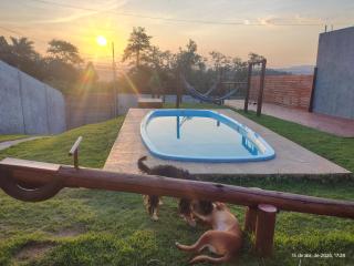 Casa com piscina, aconchegante, aceita pet - 5