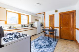 152 Quite & Bright & Spacious Apt in Brighton - Boston - 1