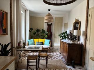 Suite de charme avec patio dans village - 6