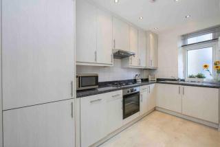 1 Bed Apartment- Marble Arch 4 - 2