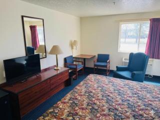 Imperial Inn - 8