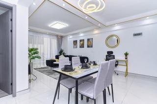 Kilimani 2BR with a Pool, Gym, Play, Eats - 8